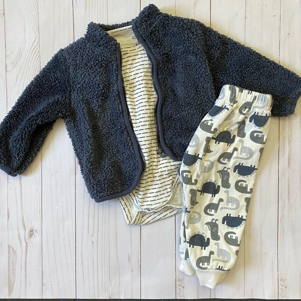 EUC Chick Pea 3 Piece Set for Baby Boy